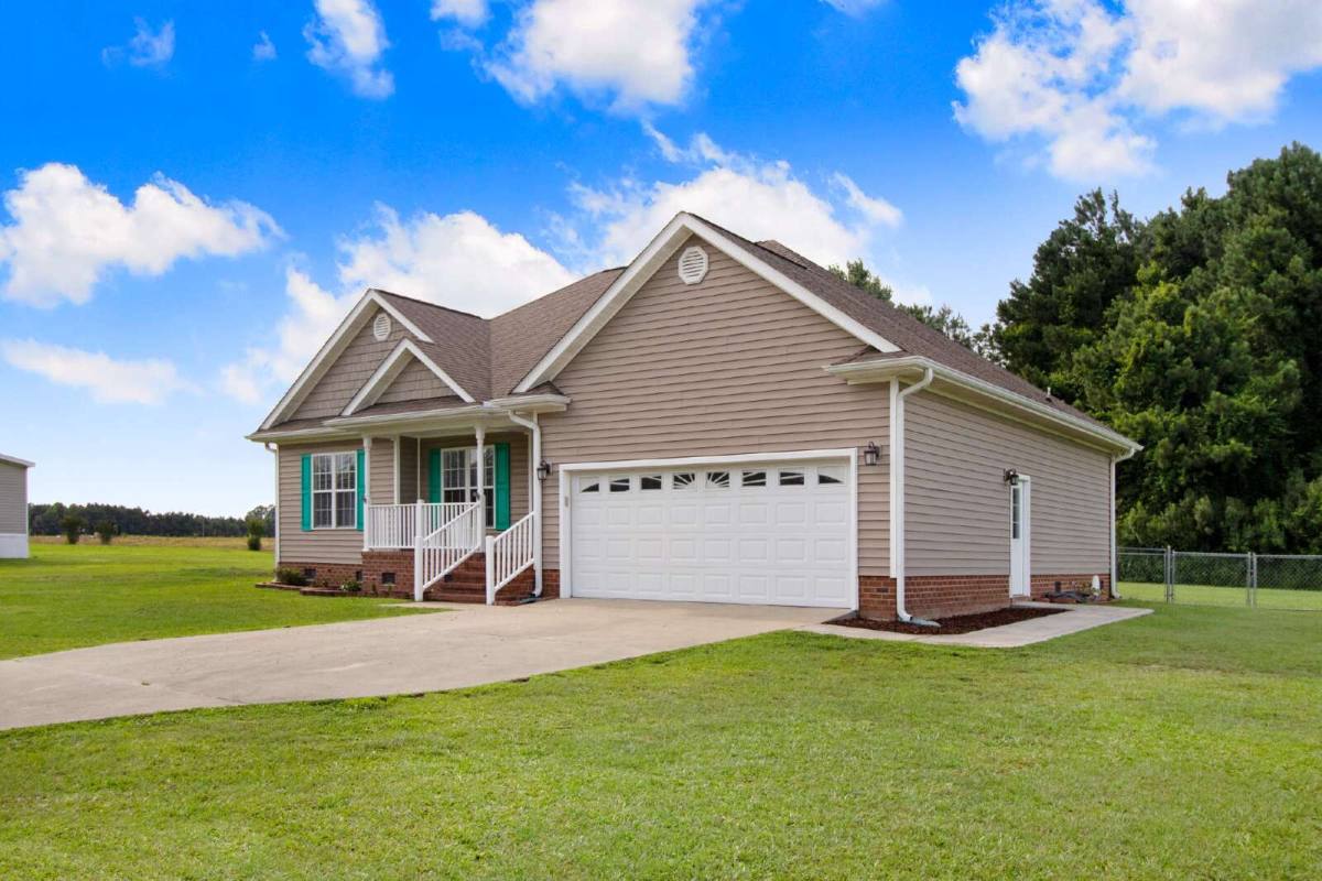 House for rent at 4062 US-Highway 13 S, Goldsboro, NC 27530