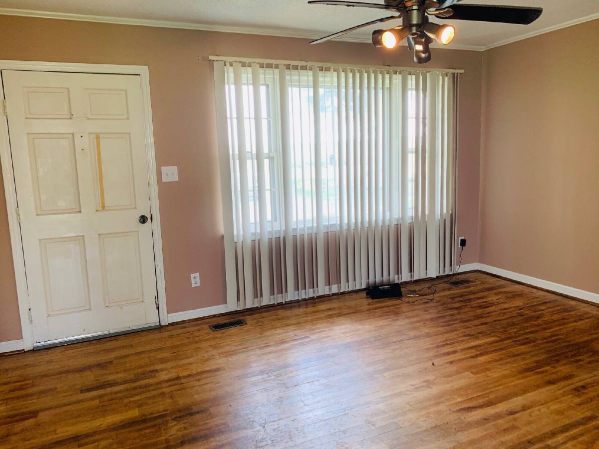 House for rent at 450 Lees Country Club Rd, Mount Olive, NC 28365