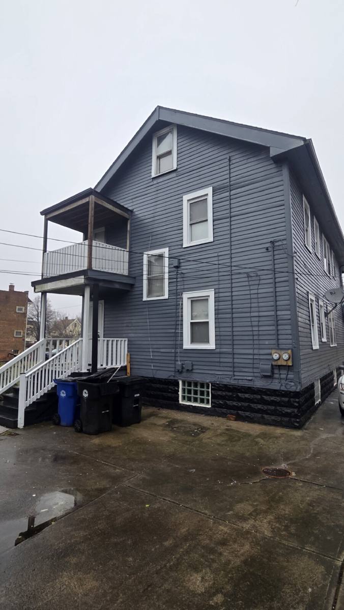 Townhouse for rent at 3310 E 134th St Down, Cleveland, OH 44120