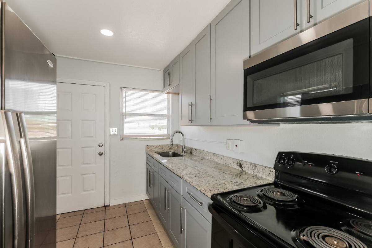Apartment for rent at 315 D St #3, Lake Wales, FL 33853