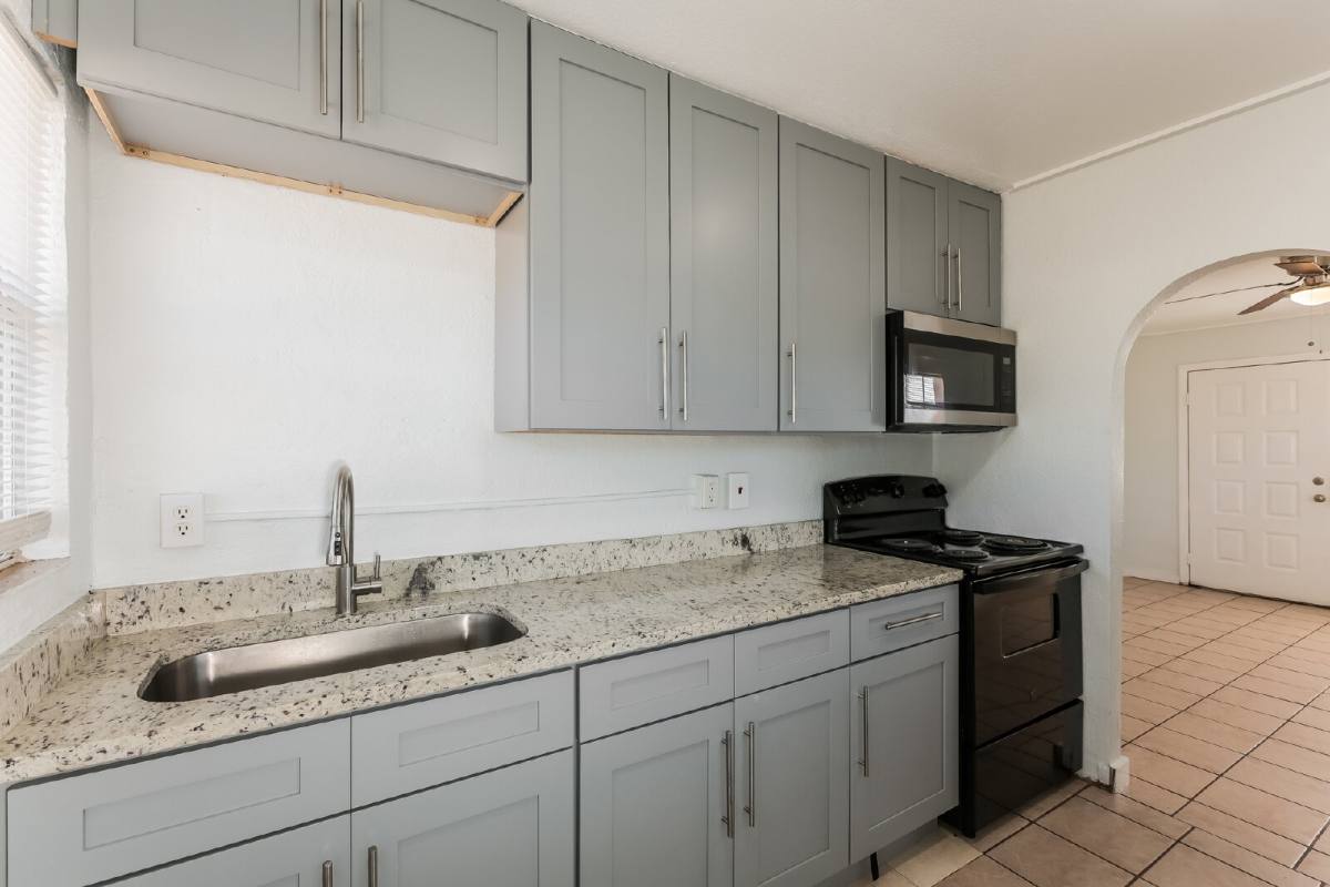Apartment for rent at 315 D St #3, Lake Wales, FL 33853