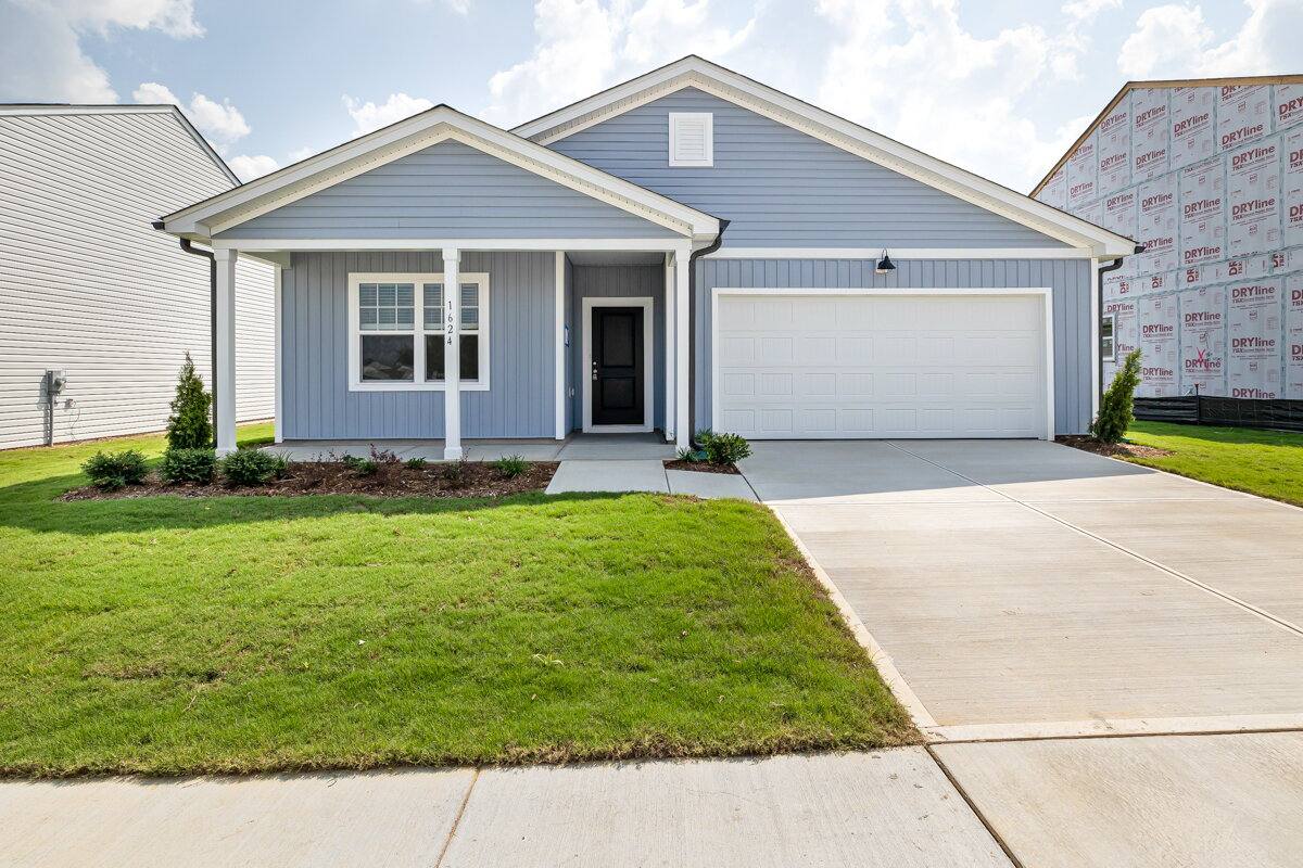 House for rent at 1624 Garden Passage Dr, Raleigh, NC 27604