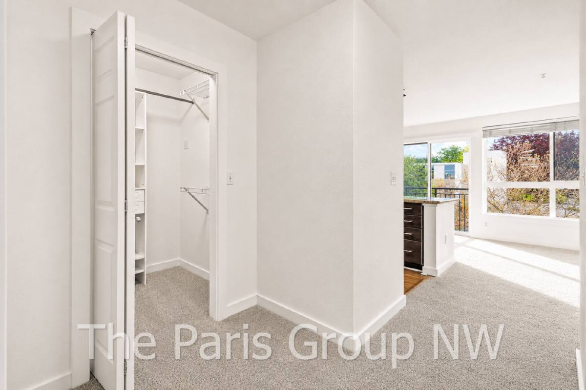 Condo for rent at 1420 E Pine St #E706, Seattle, WA 98122