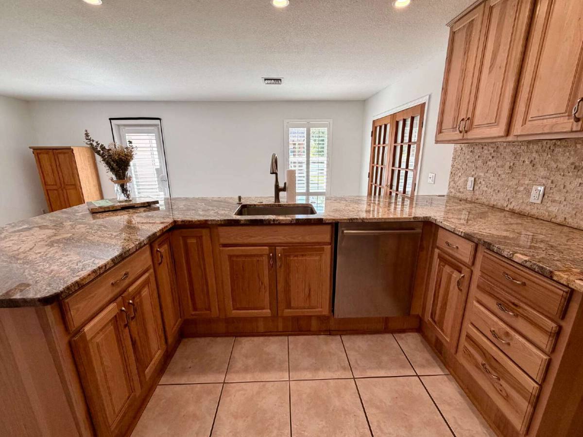 House for rent at 147 Sunflower Circle, West Palm Beach, FL 33411