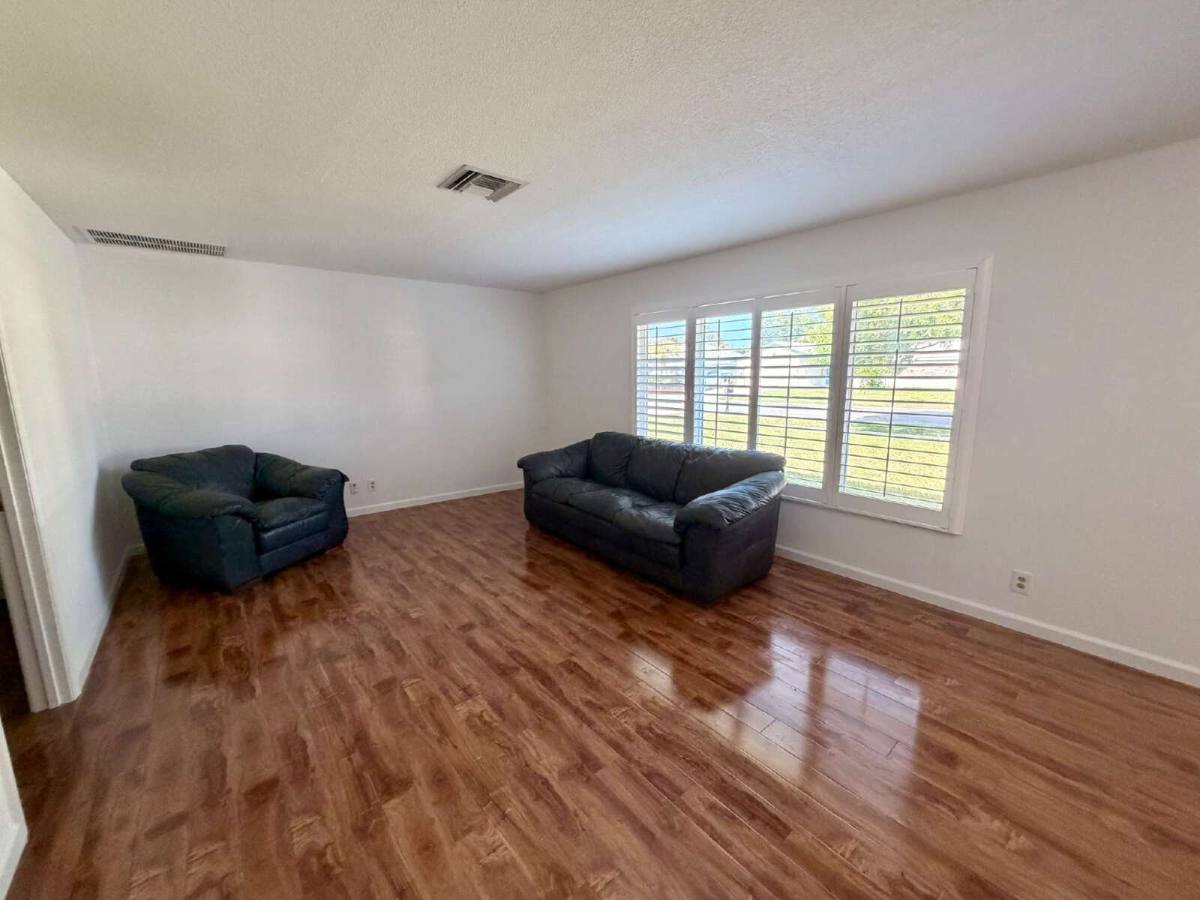 House for rent at 147 Sunflower Circle, West Palm Beach, FL 33411