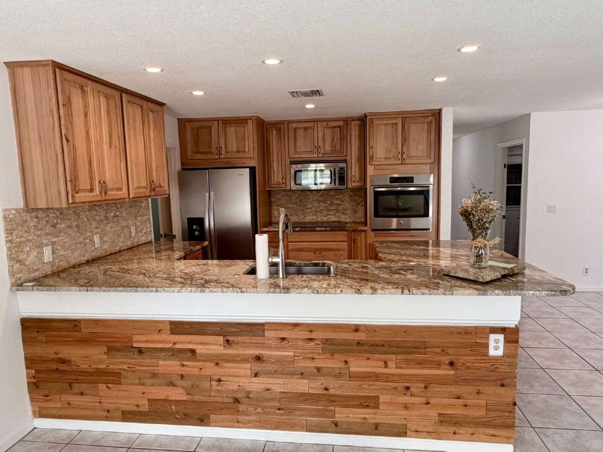 House for rent at 147 Sunflower Circle, West Palm Beach, FL 33411