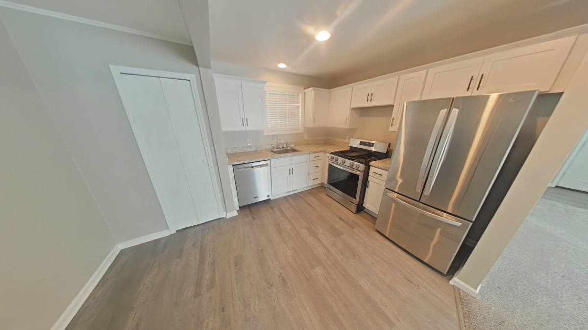 House for rent at 11099 Dodge Ave, Warren, MI 48089