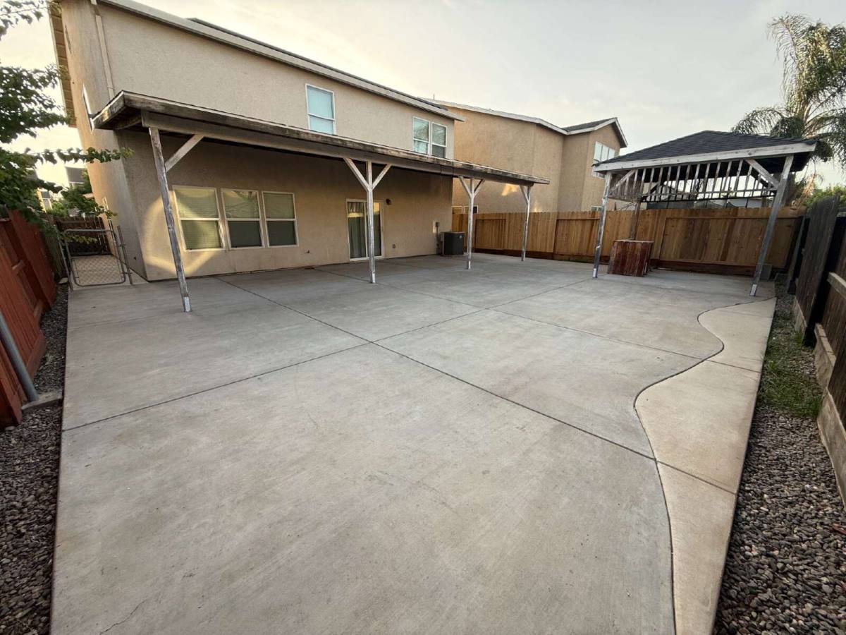 House for rent at 344 Citadel Ave, Merced, CA 95341