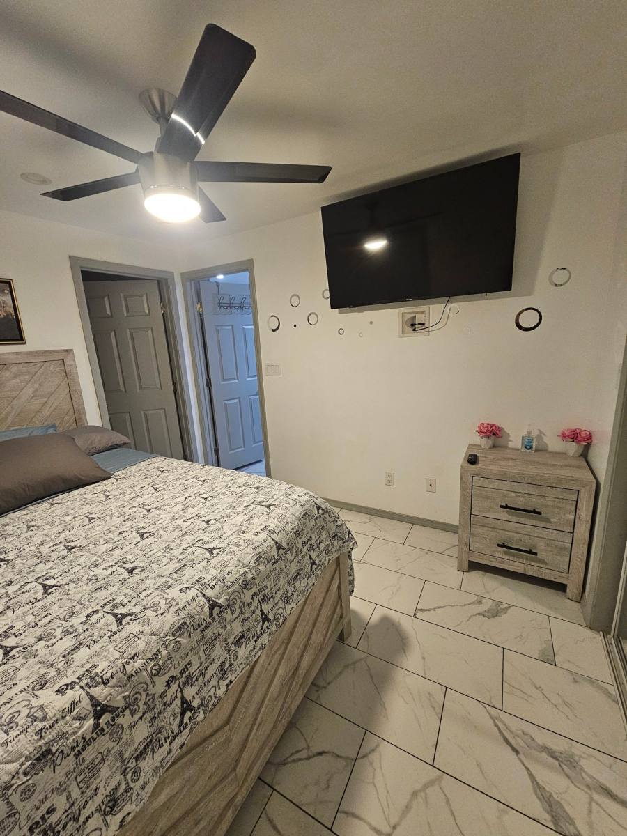 Apartment for rent at 124 E 135th St, Los Angeles, CA 90061
