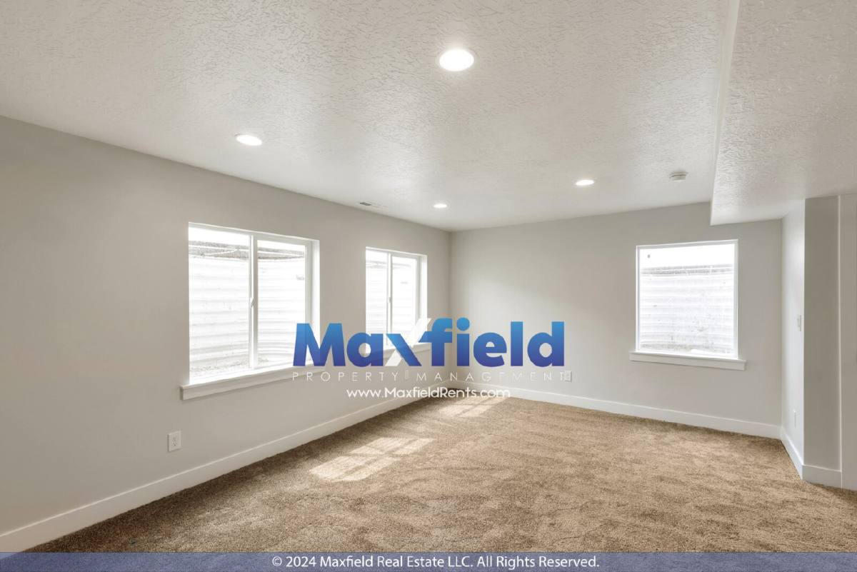 Townhouse for rent at 315 N Tidwell Dr New, North Salt Lake, UT 84054