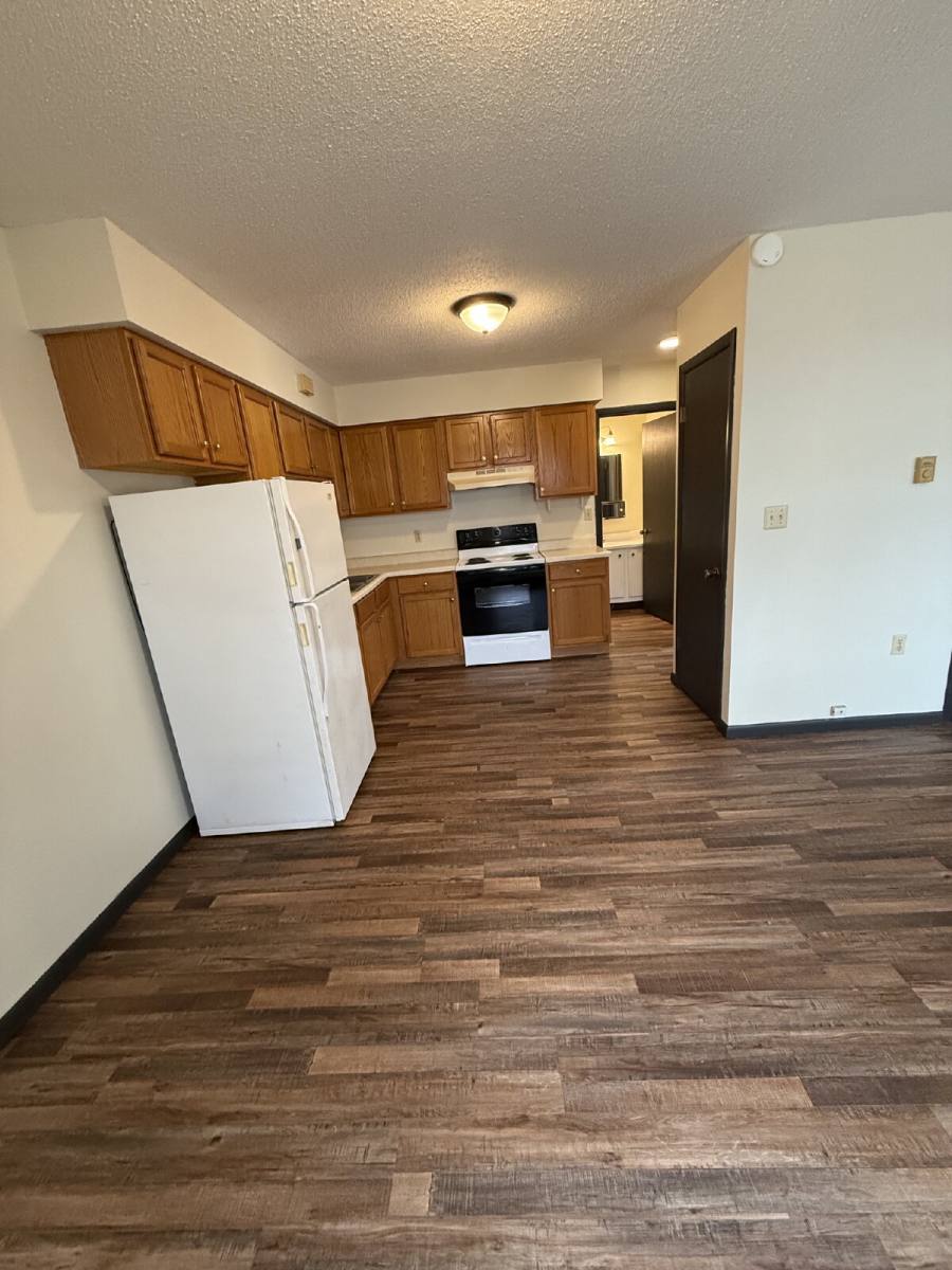 Apartment for rent at 503 E Crandall St #18, Meadville, MO 64659