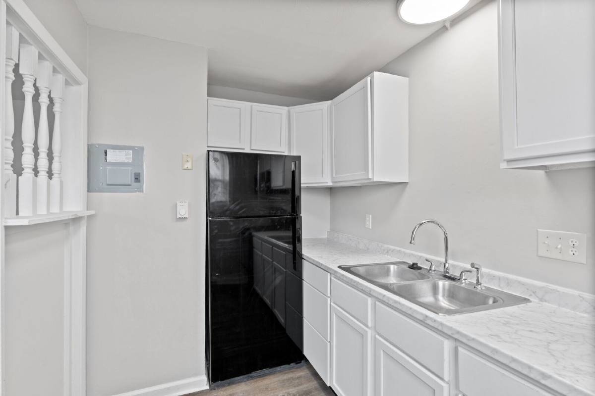 Apartment for rent at 5960 E 42nd St #F, Indianapolis, IN 46226