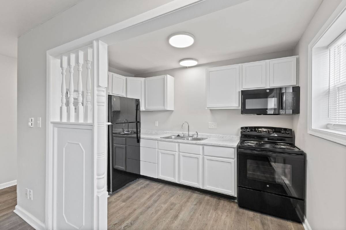 Apartment for rent at 5960 E 42nd St #F, Indianapolis, IN 46226