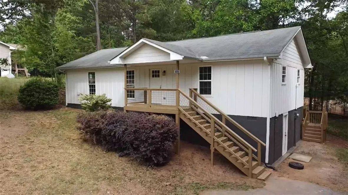House for rent at 107 Ledbetter Lane, Walhalla, SC 29691