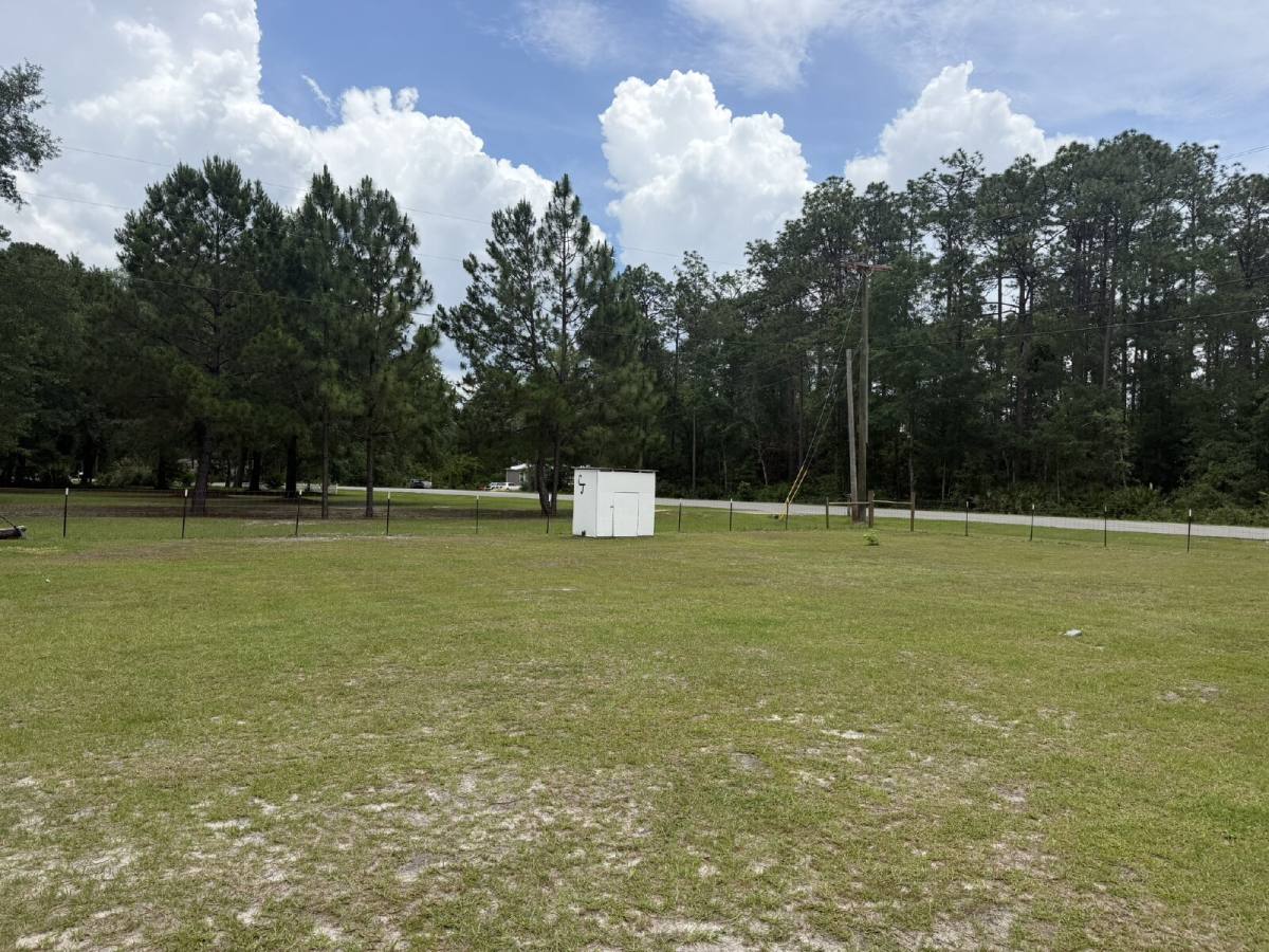 House for rent at 169 Cowboy Rd, Jesup, GA 31545