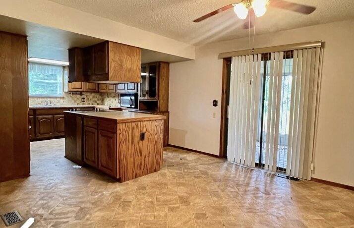 House for rent at 9149 Marchant Rd, Springdale, AR 72762