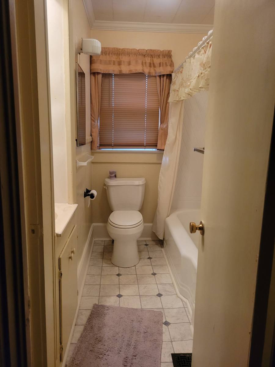 House for rent at 206 N McCaskey Rd, Williamston, NC 27892