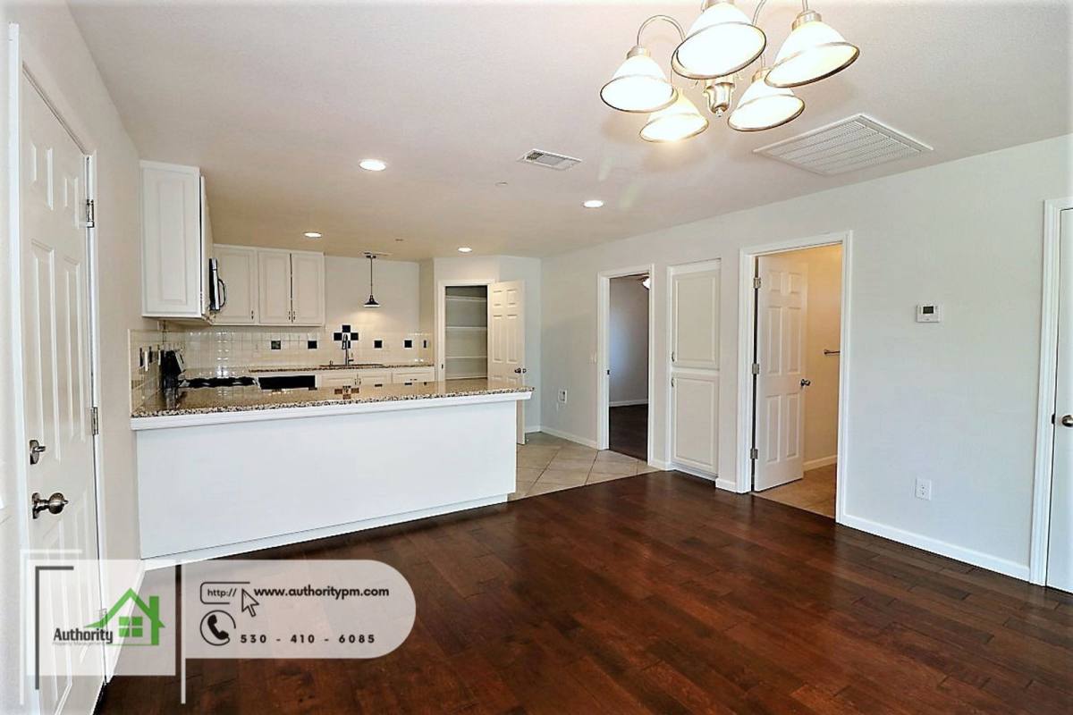 Apartment for rent at 19757 Brokeoff Mountain Place #B, Cottonwood, CA 96022