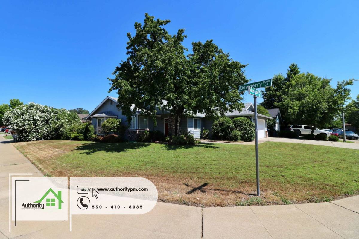 House for rent at 1729 Marigold Way, Redding, CA 96003