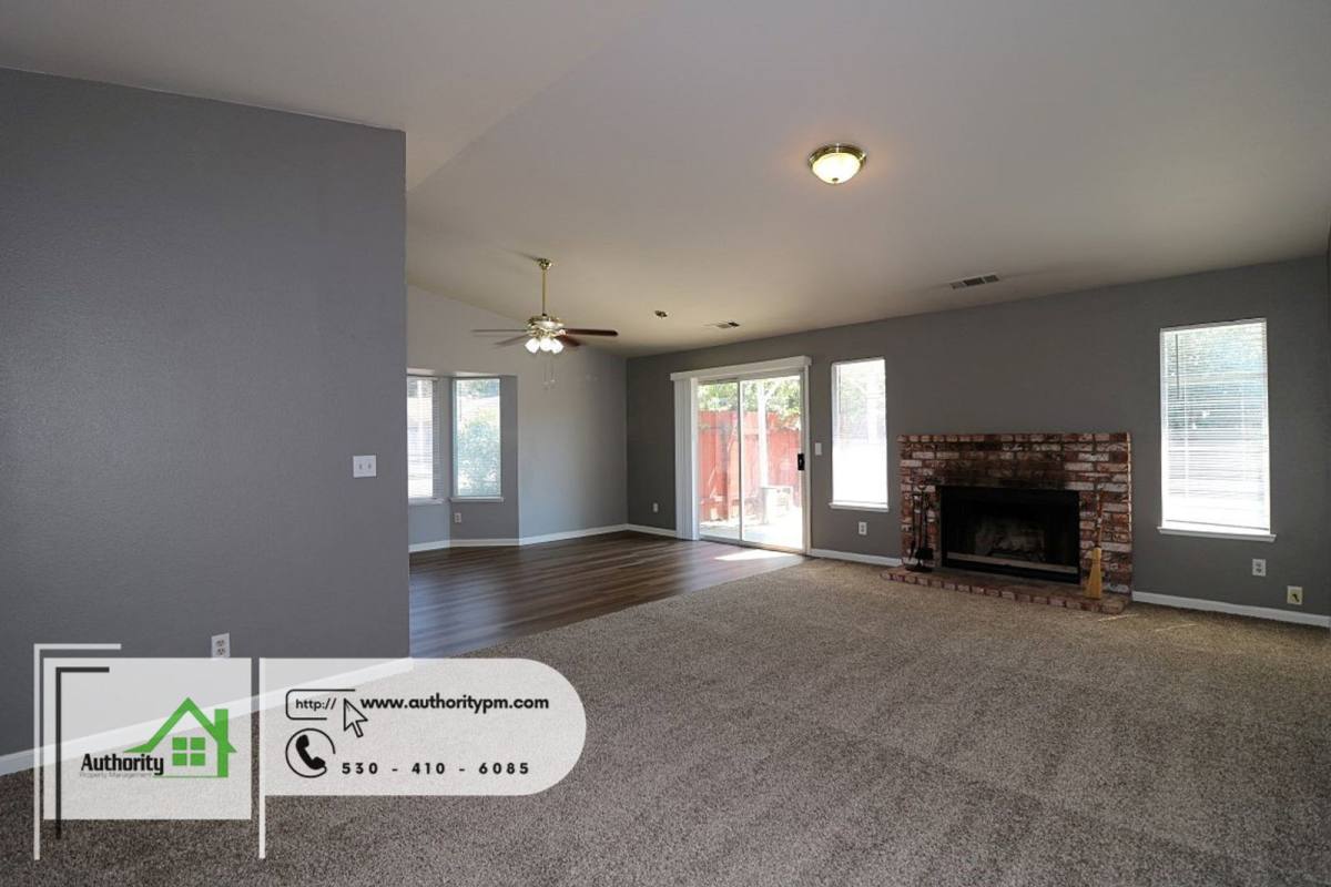 House for rent at 1729 Marigold Way, Redding, CA 96003