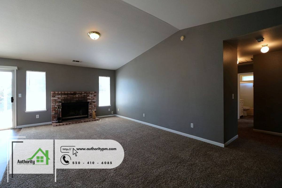 House for rent at 1729 Marigold Way, Redding, CA 96003