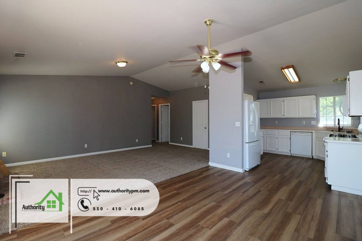 House for rent at 1729 Marigold Way, Redding, CA 96003