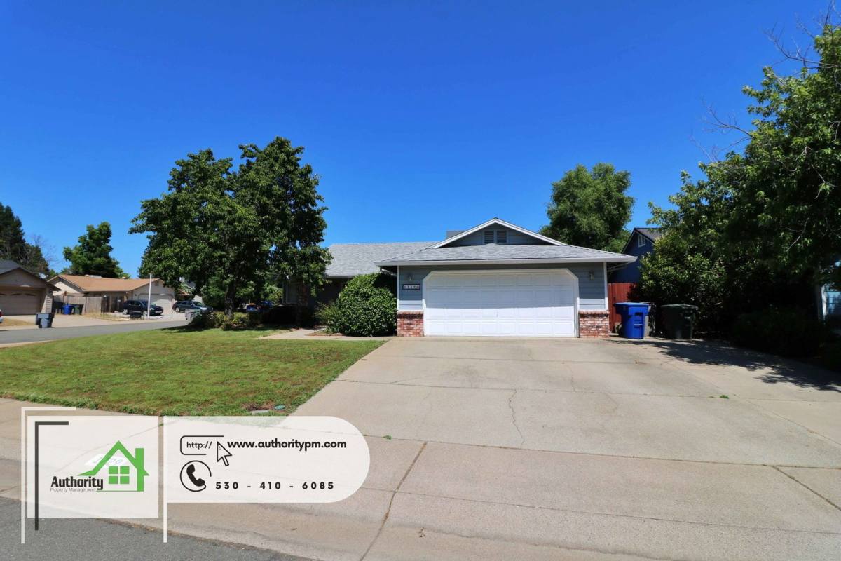 House for rent at 1729 Marigold Way, Redding, CA 96003