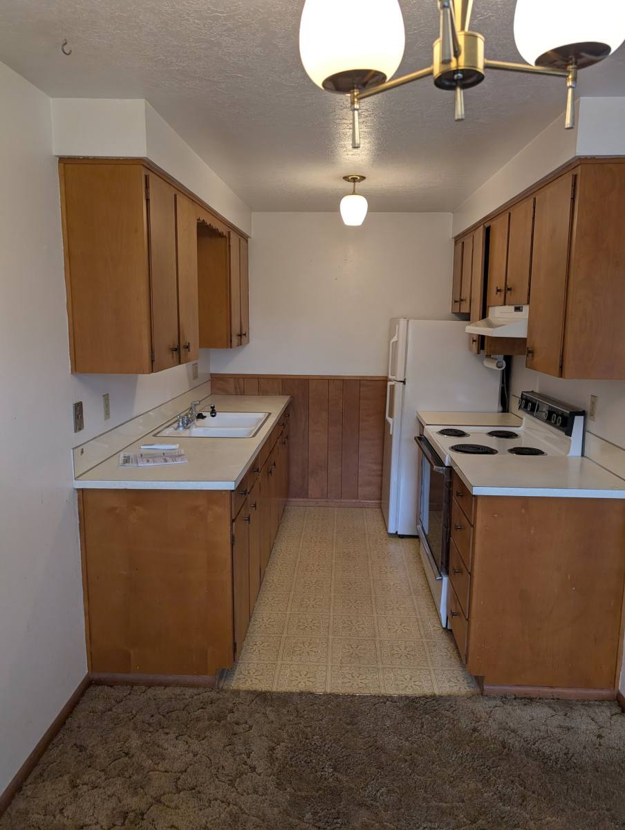 House for rent at 1106 Waller St SE #6, Salem, OR 97302