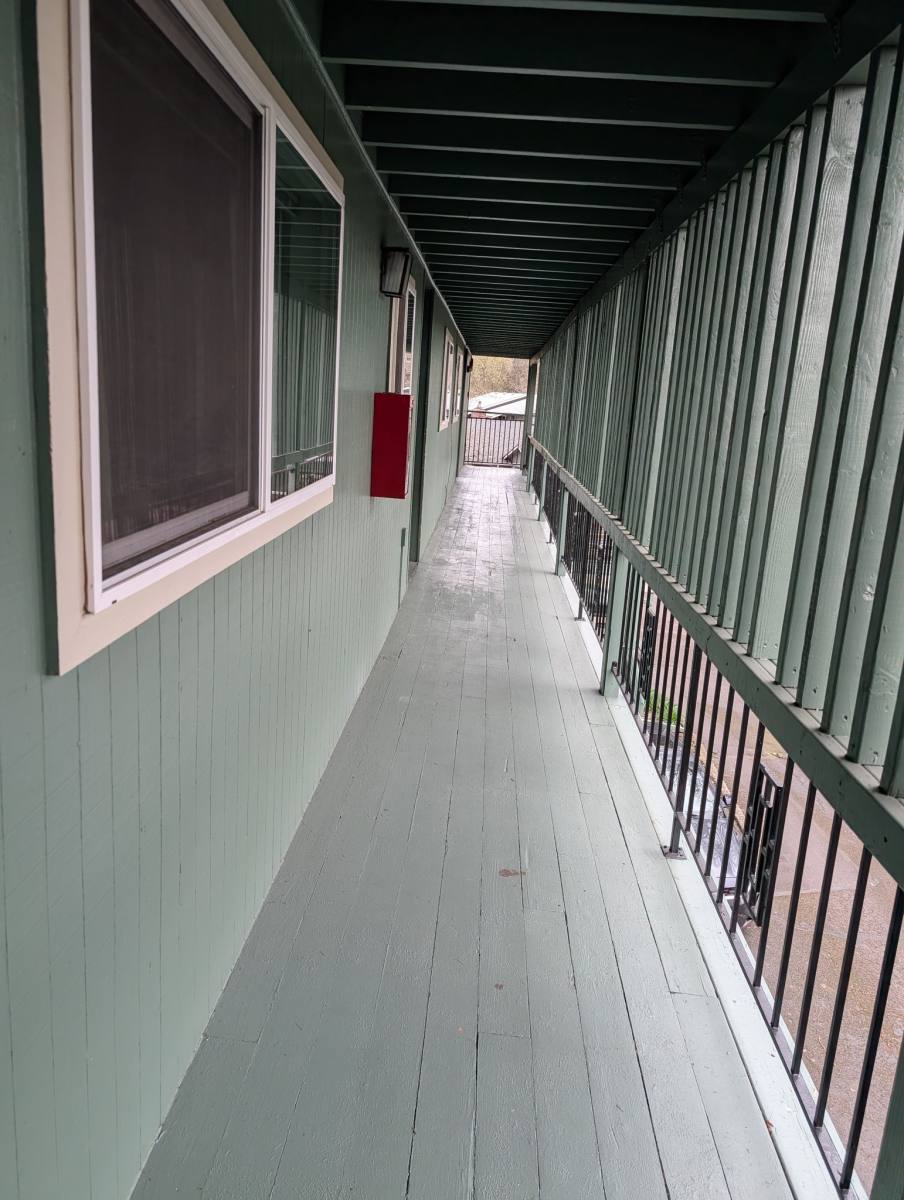 House for rent at 1106 Waller St SE #6, Salem, OR 97302