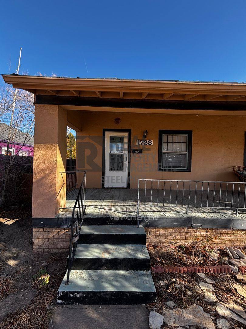 House for rent at 1728 Carteret Ave, Pueblo, CO 81004