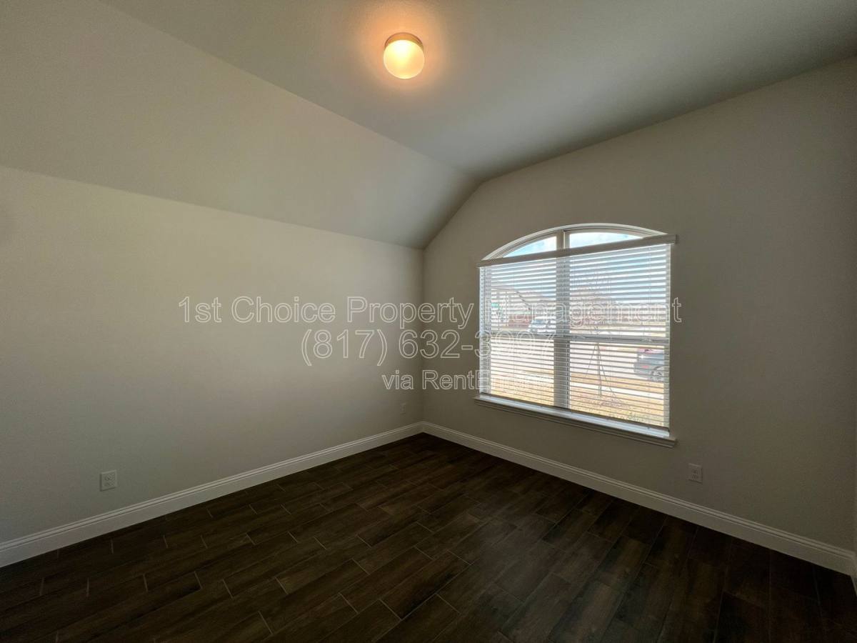 House for rent at 14869 Nightmist Rd, Aledo, TX 76008
