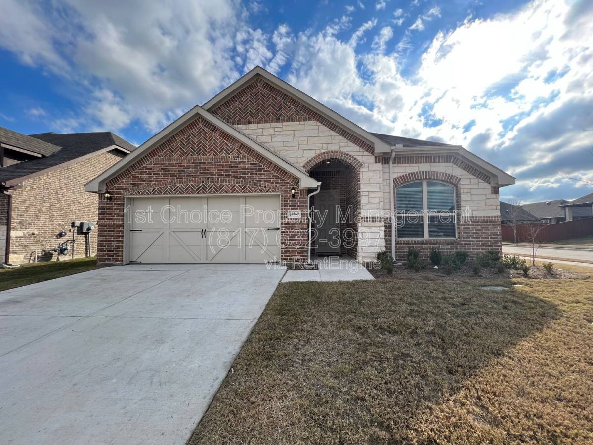 House for rent at 14869 Nightmist Rd, Aledo, TX 76008