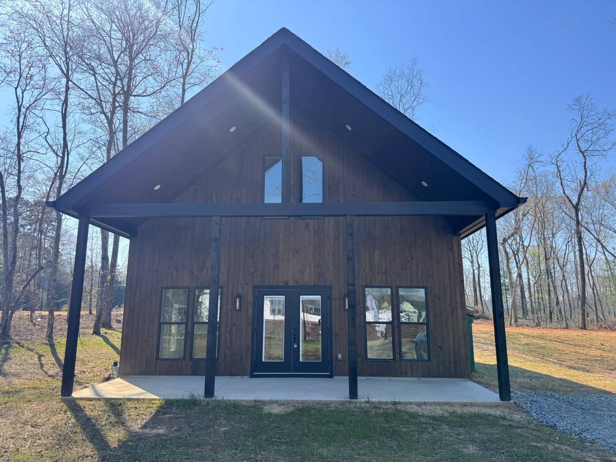 House for rent at 424 Fowler Rd, Campobello, SC 29322