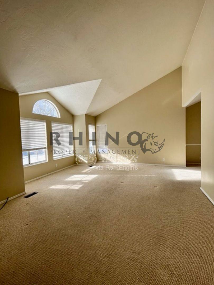 House for rent at 10319 Ashley Park Dr, Sandy, UT 84092
