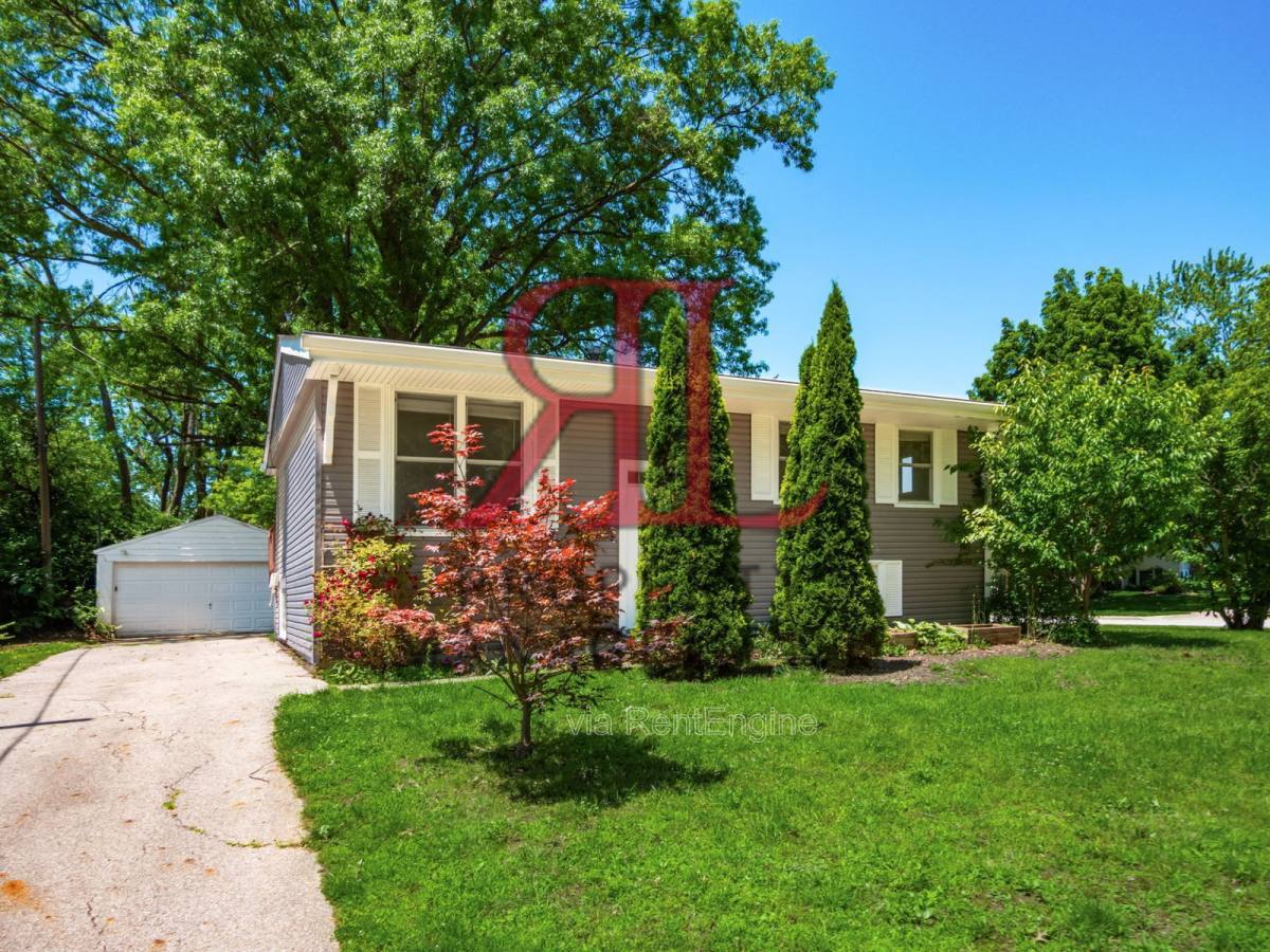 Apartment for rent at 363 Regents Rd, Columbus, OH 43230