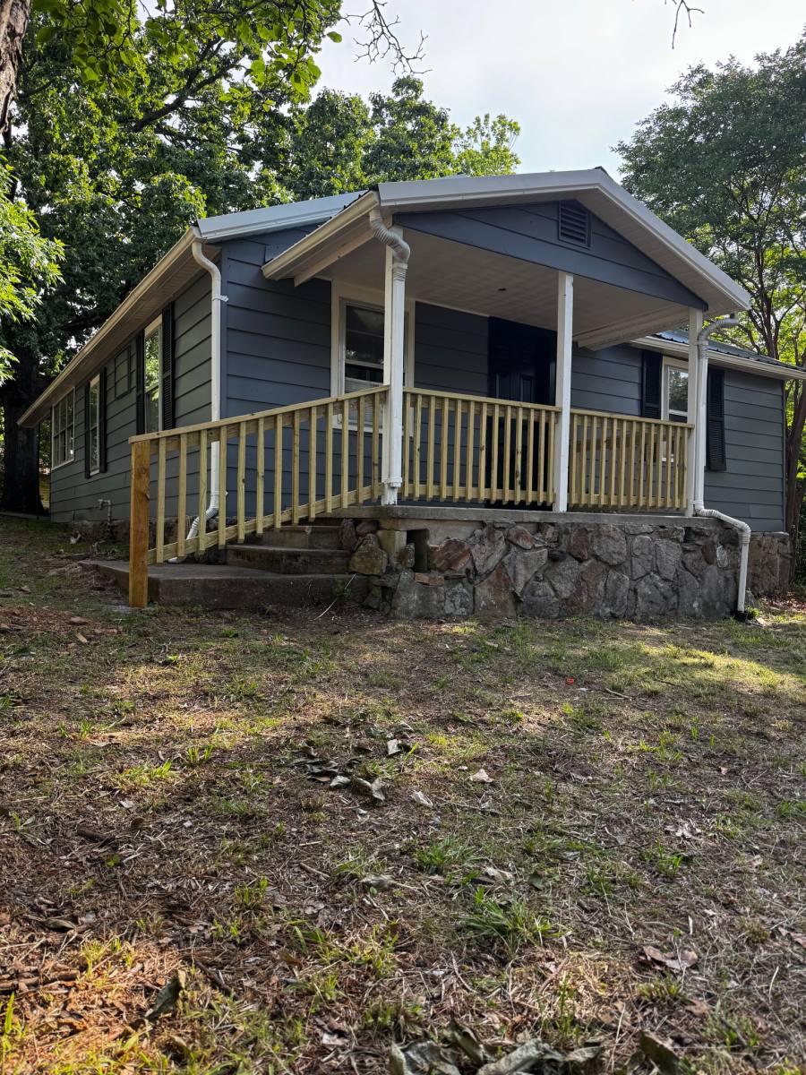 House for rent at 1010 Mill St, Heber Springs, AR 72543