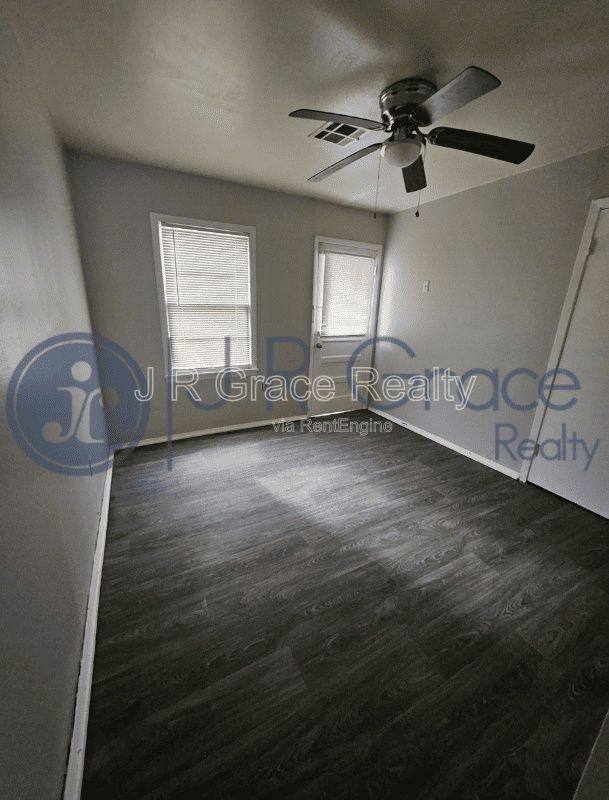 Apartment for rent at 602 E Navarro St, Mart, TX 76664