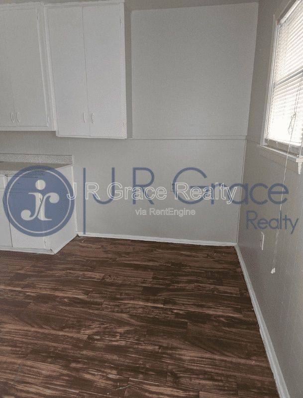 Apartment for rent at 602 E Navarro St, Mart, TX 76664