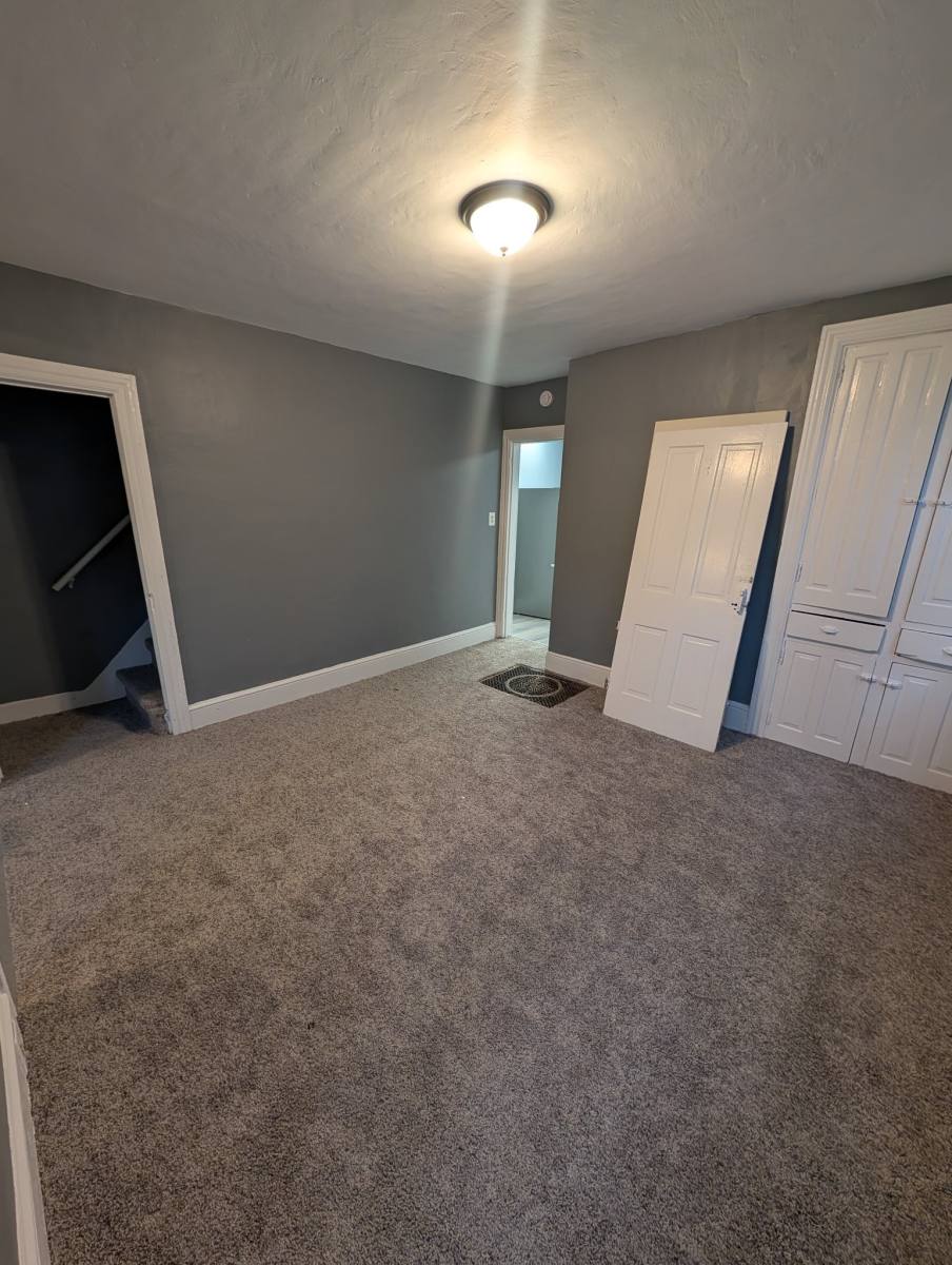 Townhouse for rent at 332 E Broad St, Millville, NJ 08332