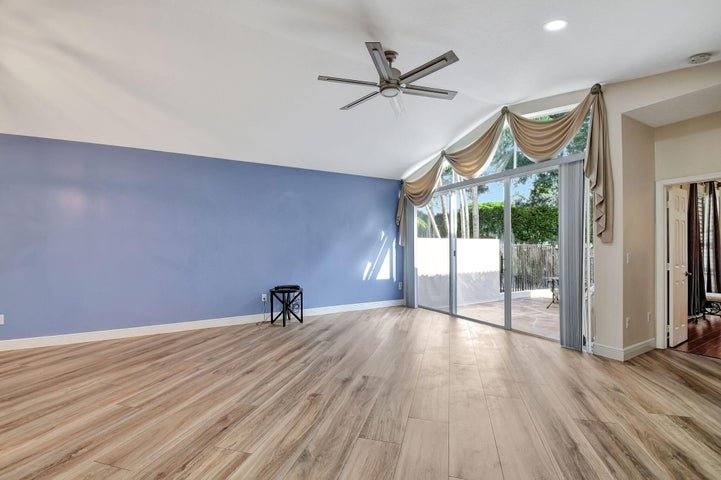 House for rent at 6172 Oak Bluff Way, Lake Worth, FL 33467