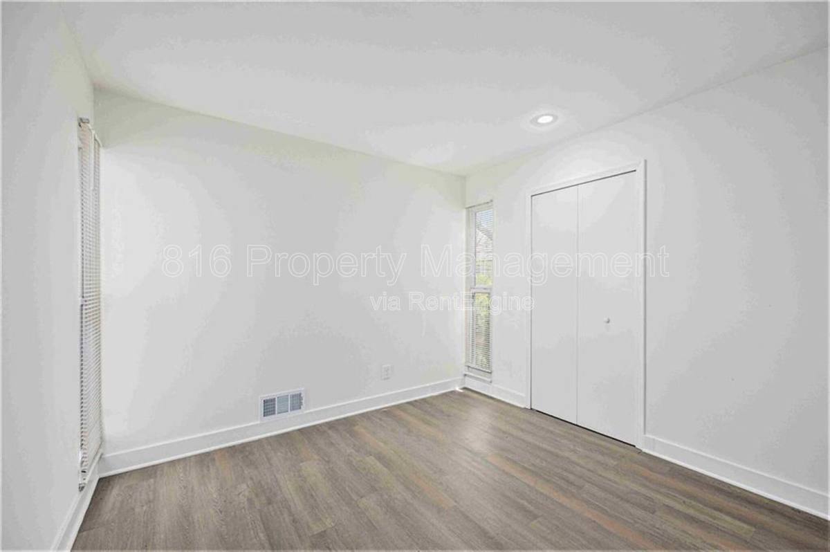 Apartment for rent at 11220 College Ave #11218, Kansas City, MO 64137