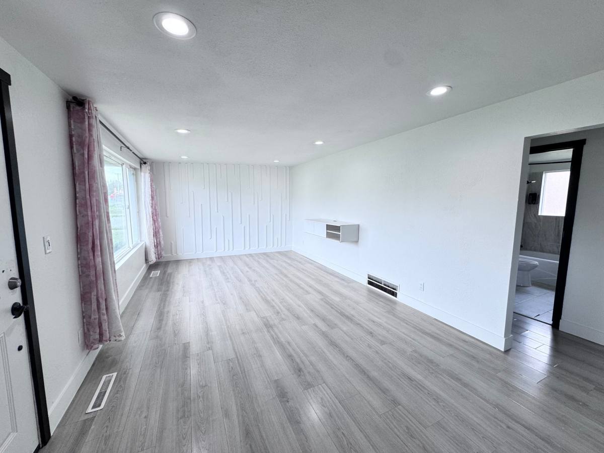 Apartment for rent at 3560 S 4800 W, West Valley City, UT 84120