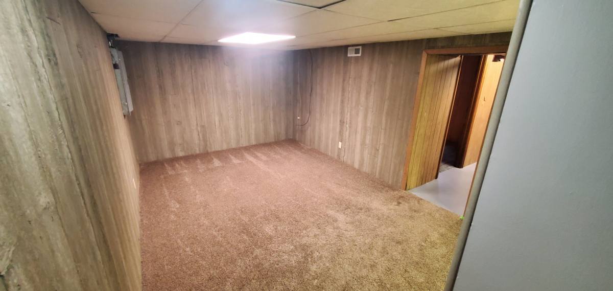 Apartment for rent at 401 46th Ave NE, Minneapolis, MN 55421