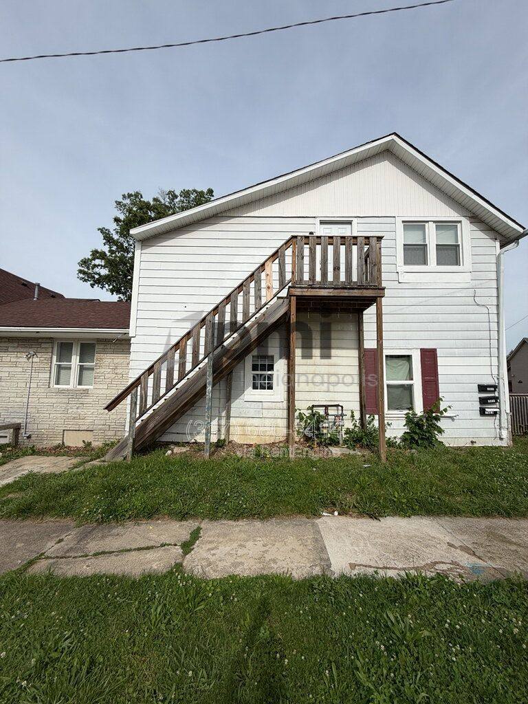 Apartment for rent at 1023 E 8th St #3, Anderson, IN 46012