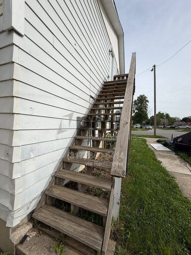 Apartment for rent at 1023 E 8th St #3, Anderson, IN 46012