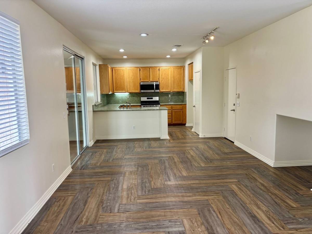 House for rent at 11839 Garrison Dr, Rancho Cucamonga, CA 91730
