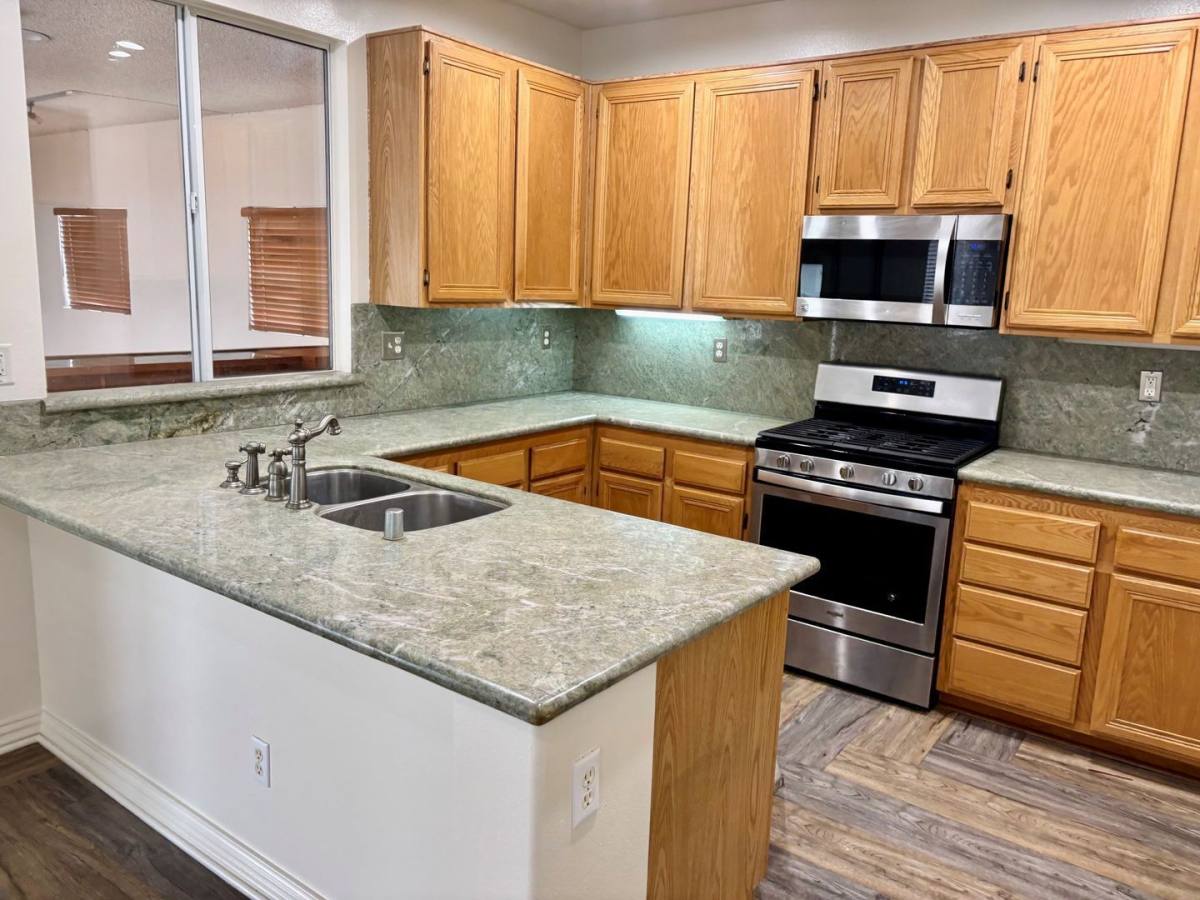 House for rent at 11839 Garrison Dr, Rancho Cucamonga, CA 91730