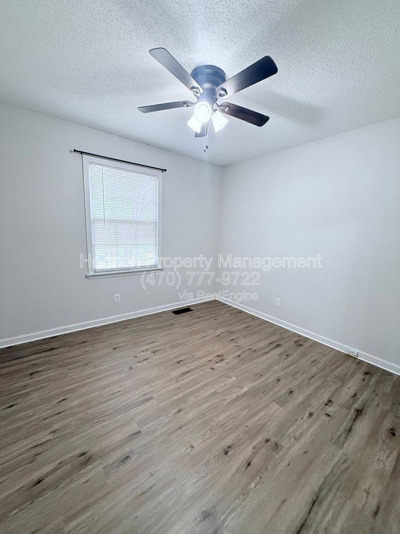House for rent at 4433 Sardis Dr, Gainesville, GA 30506