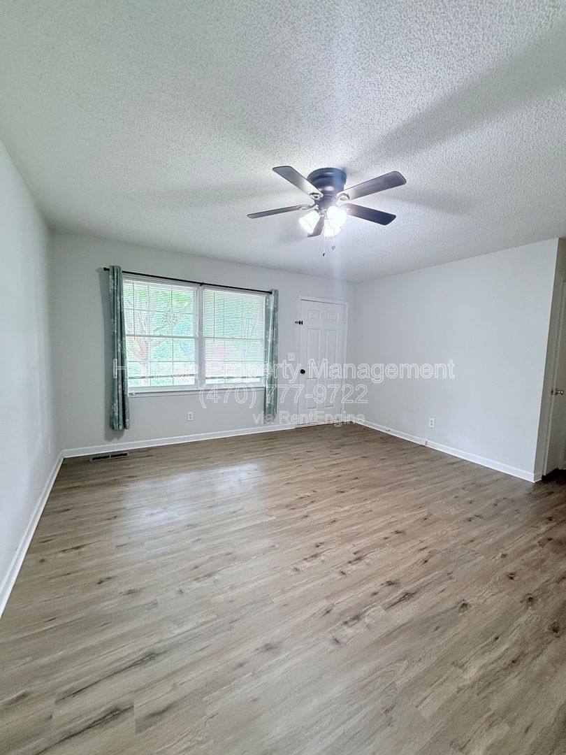 House for rent at 4433 Sardis Dr, Gainesville, GA 30506