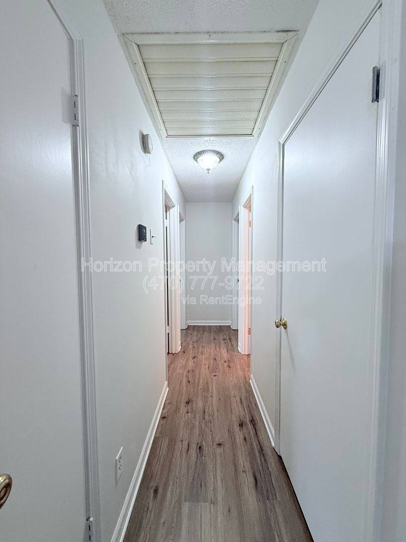 House for rent at 4433 Sardis Dr, Gainesville, GA 30506